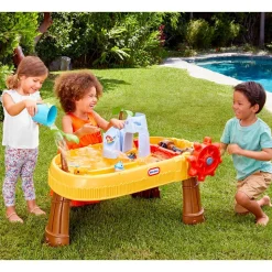 Little Tikes Island Wavemaker Water Table